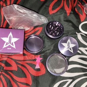 Jeffree star mauve grinder